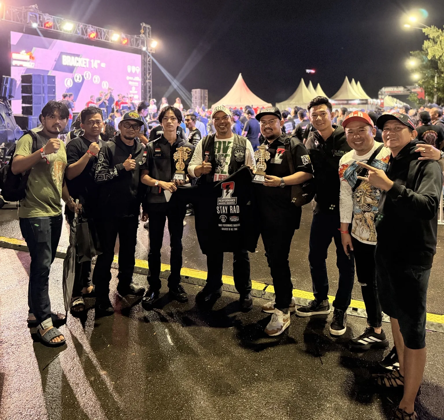 Performance Baggers Indonesia community with trophies